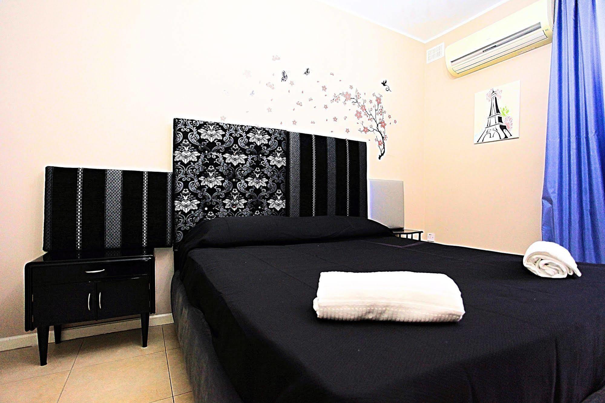 Boutique Apartments Saint Julians St. Julian's Exterior foto